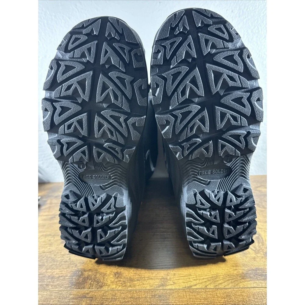 Free soldier Mens Snow Boots Insulated Waterproof Size 7 New W/ Defects